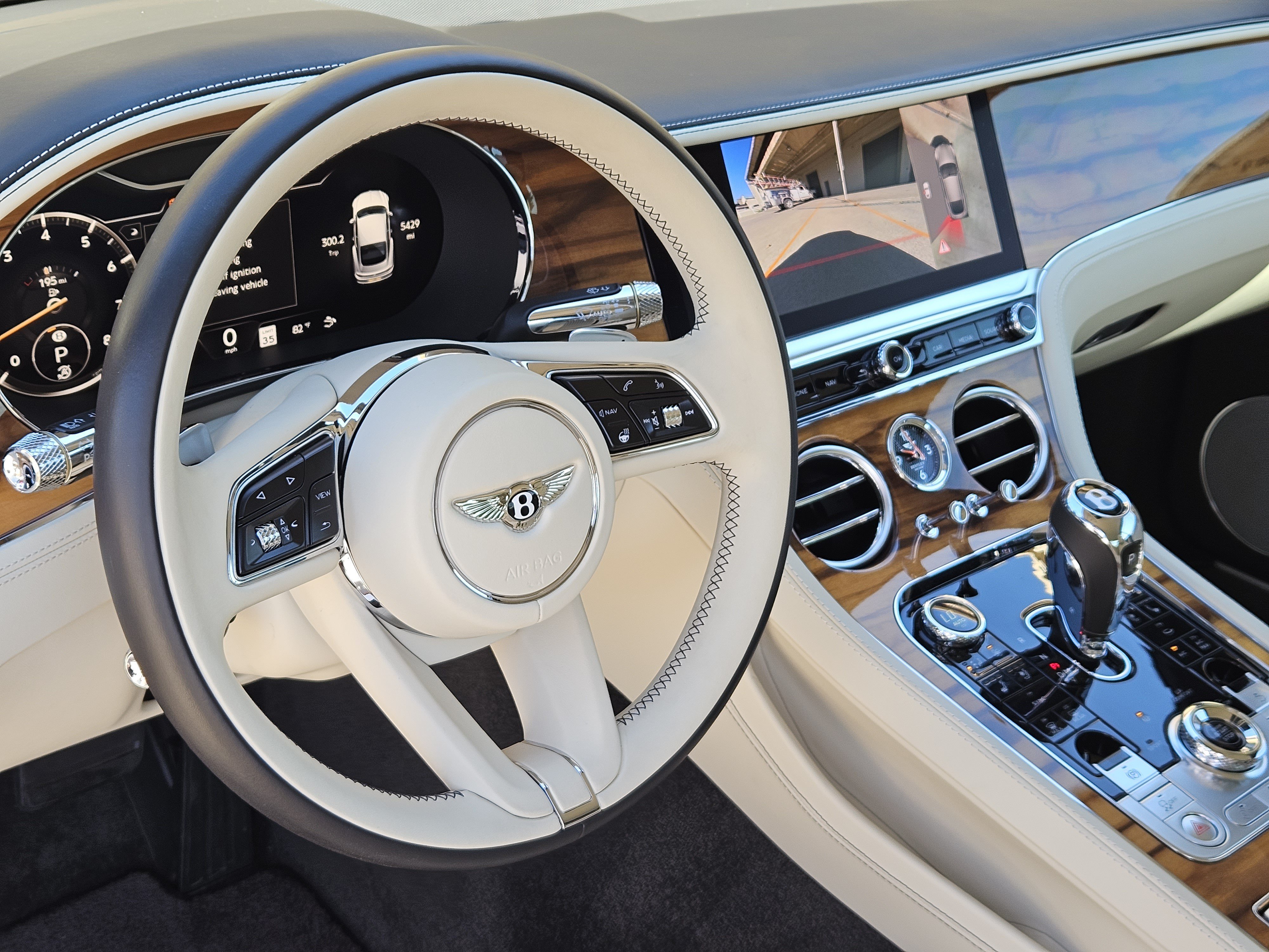 Used 2023 Bentley Continental GT V8 AWD/4WD image 23