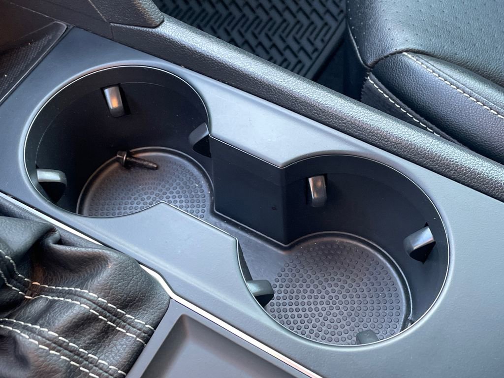 Used 2021 Volkswagen Atlas SE image 40