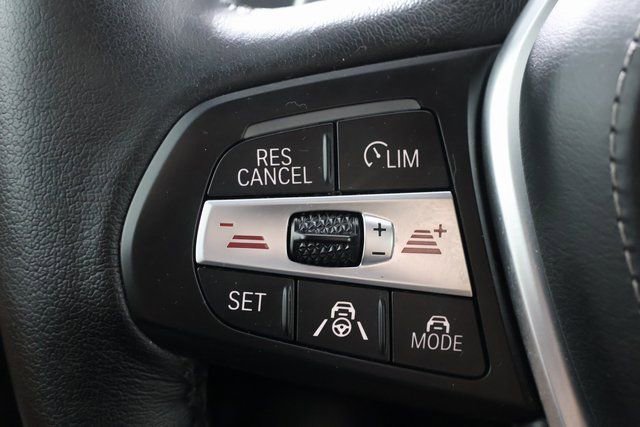 Used 2022 BMW X5 xDrive45e w/ Executive Package image 11