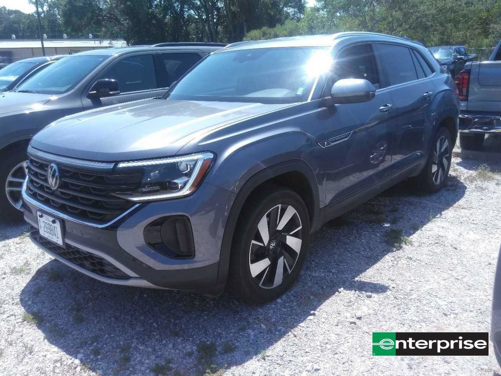 Used 2024 Volkswagen Atlas Cross Sport SE AWD/4WD image 1