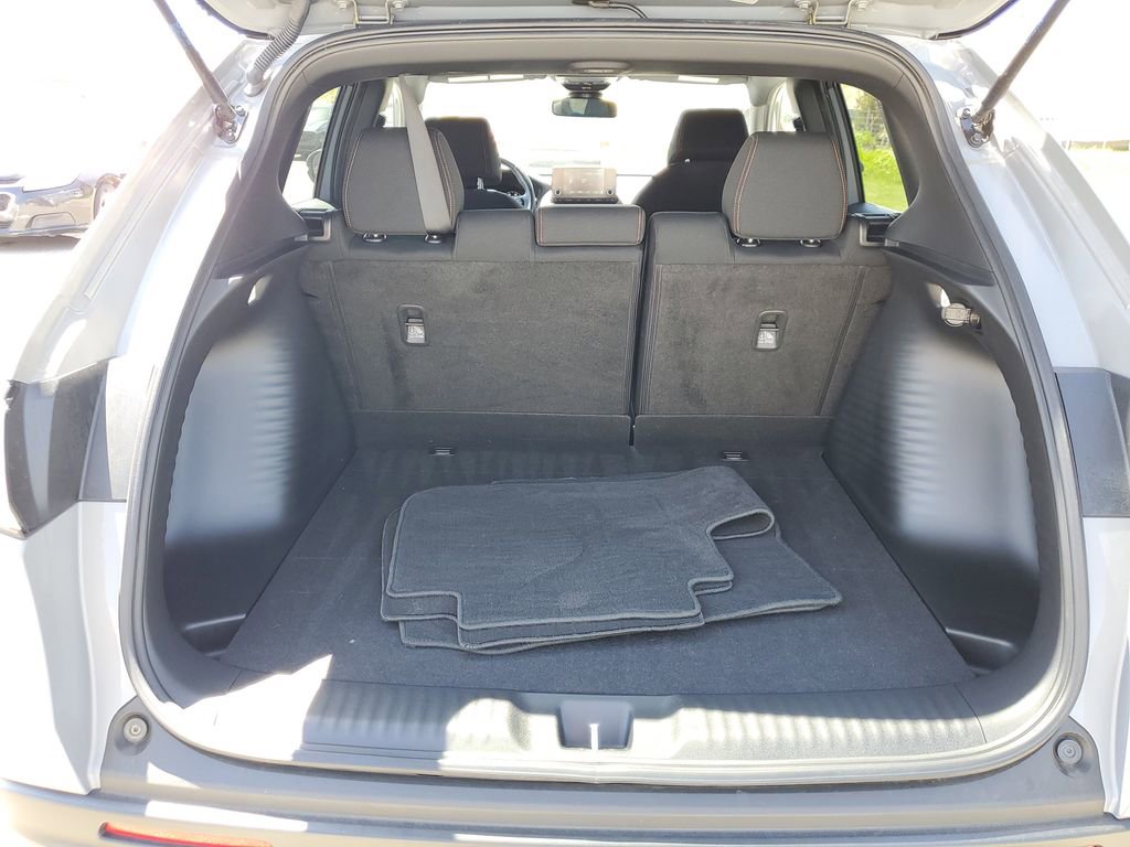 Used 2025 Honda HR-V Sport image 9