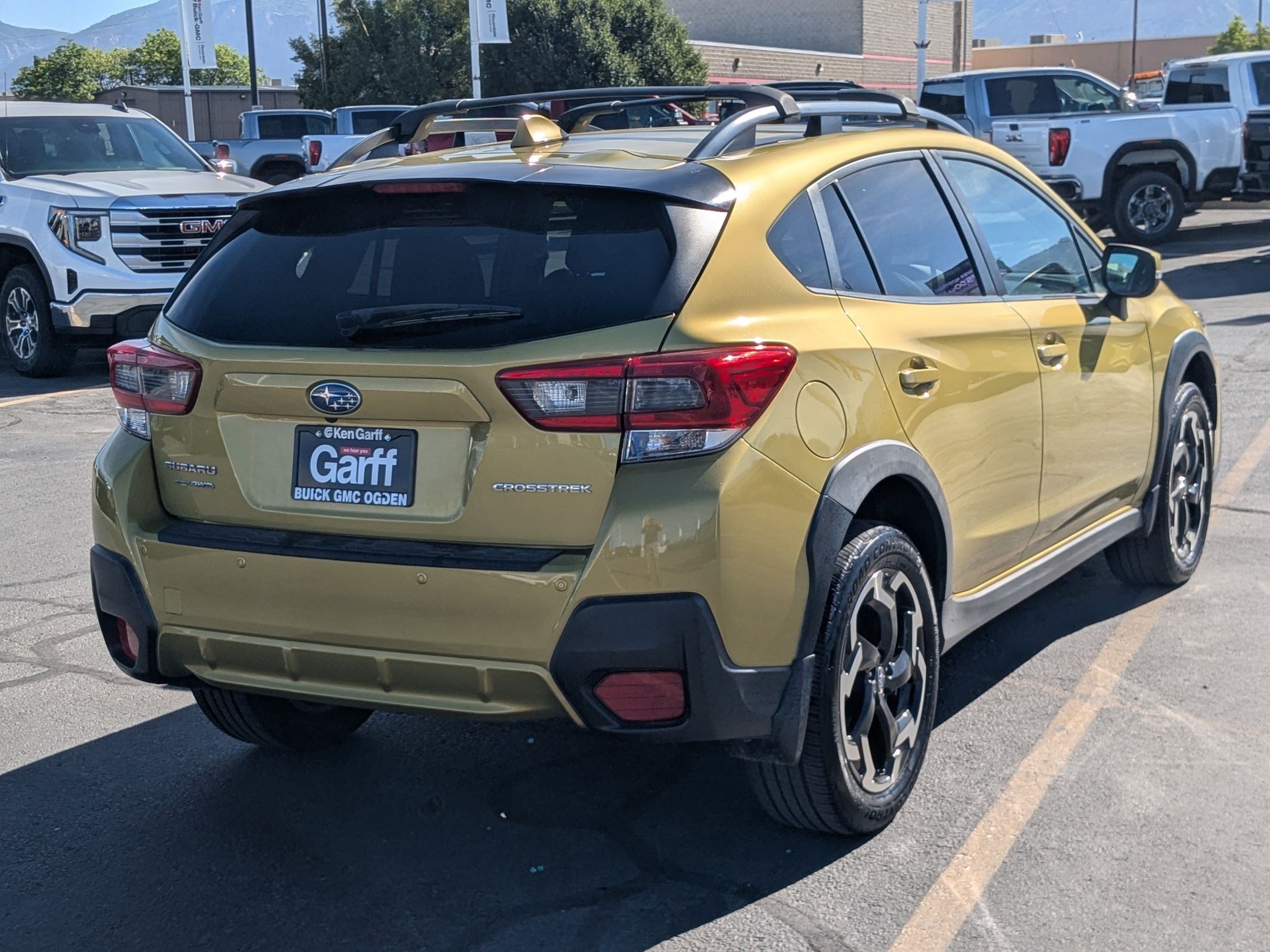 Used 2021 Subaru Crosstrek 2.5i Limited w/ Moonroof Package 2 AWD/4WD image 3