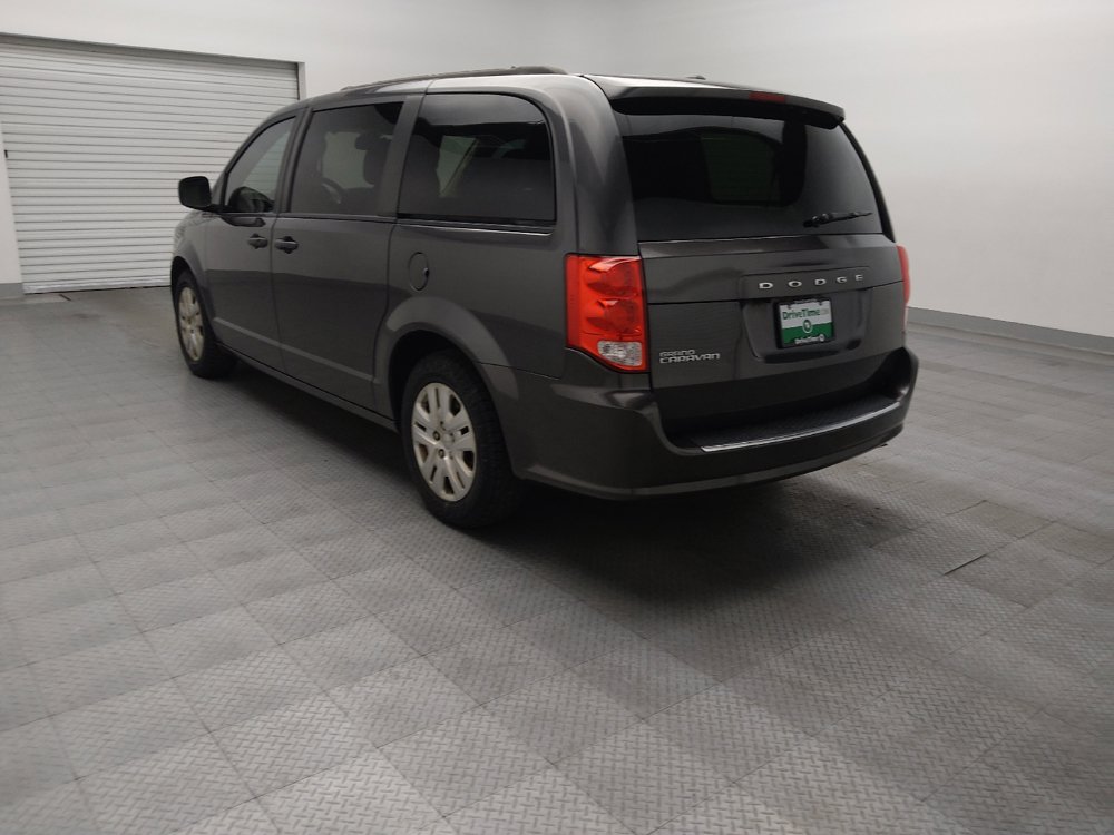 Used 2019 Dodge Grand Caravan SE w/ UConnect Hands-Free Group FWD image 5