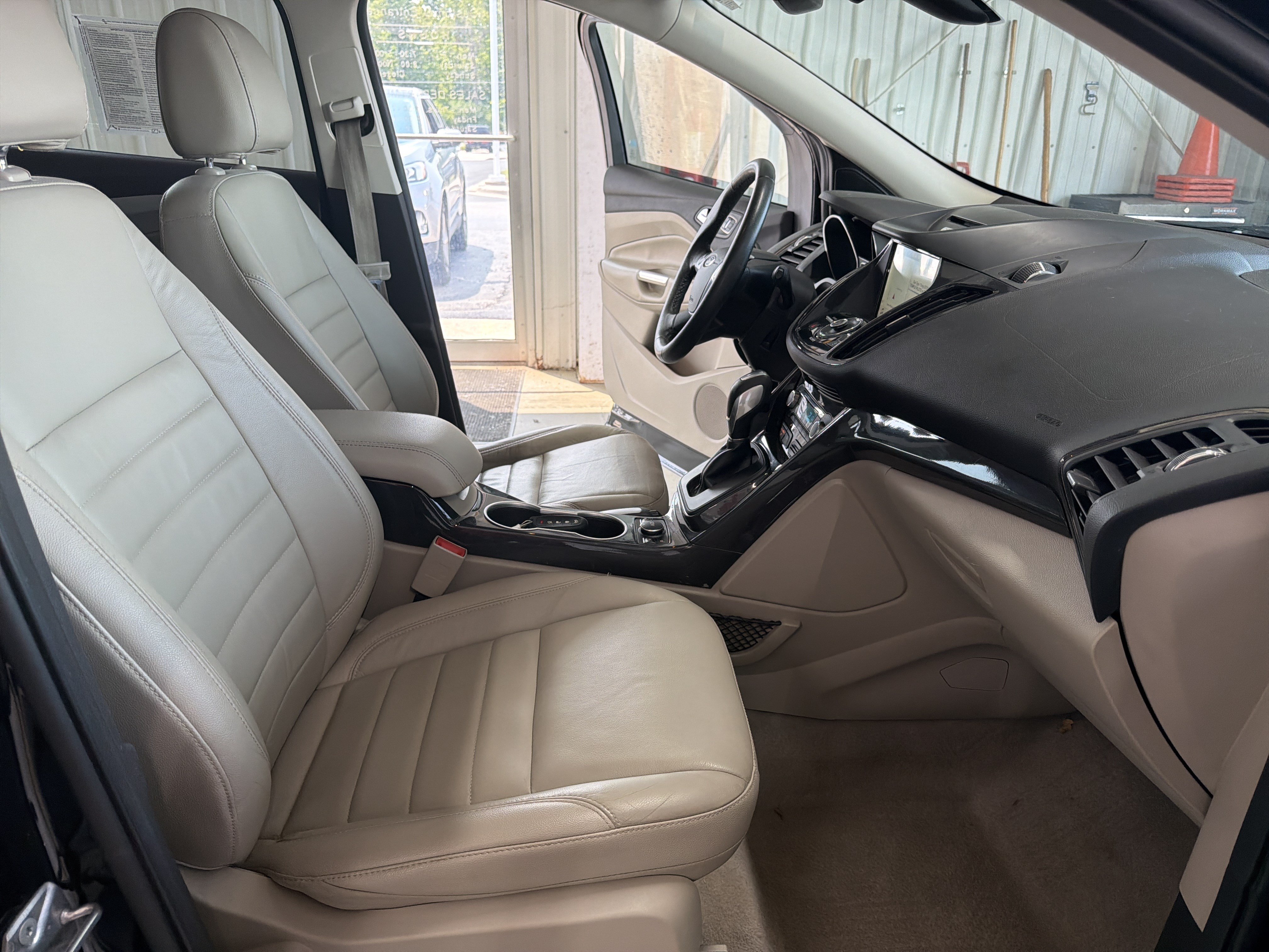 Used 2016 Ford Escape Titanium FWD image 46