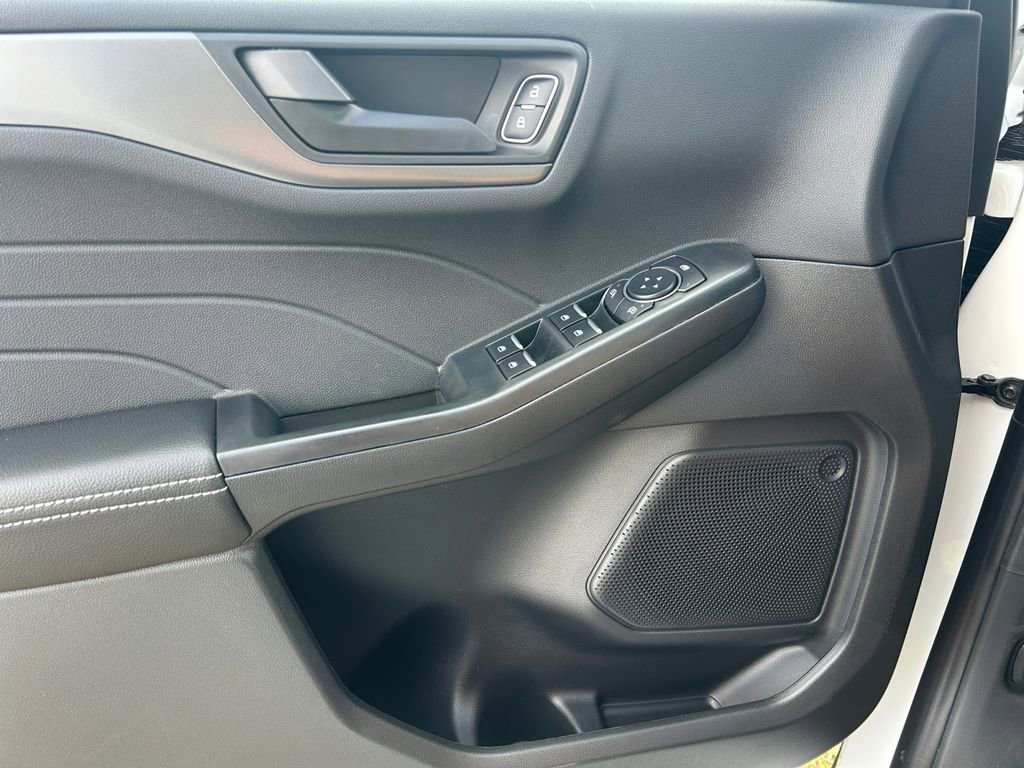 New 2026 Ford Escape Active w/ Tech Pack #1 FWD image 31