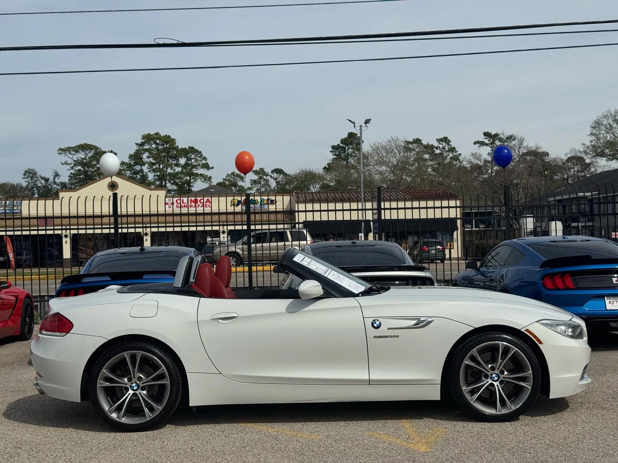 Used 2014 BMW Z4 sDrive35i image 11
