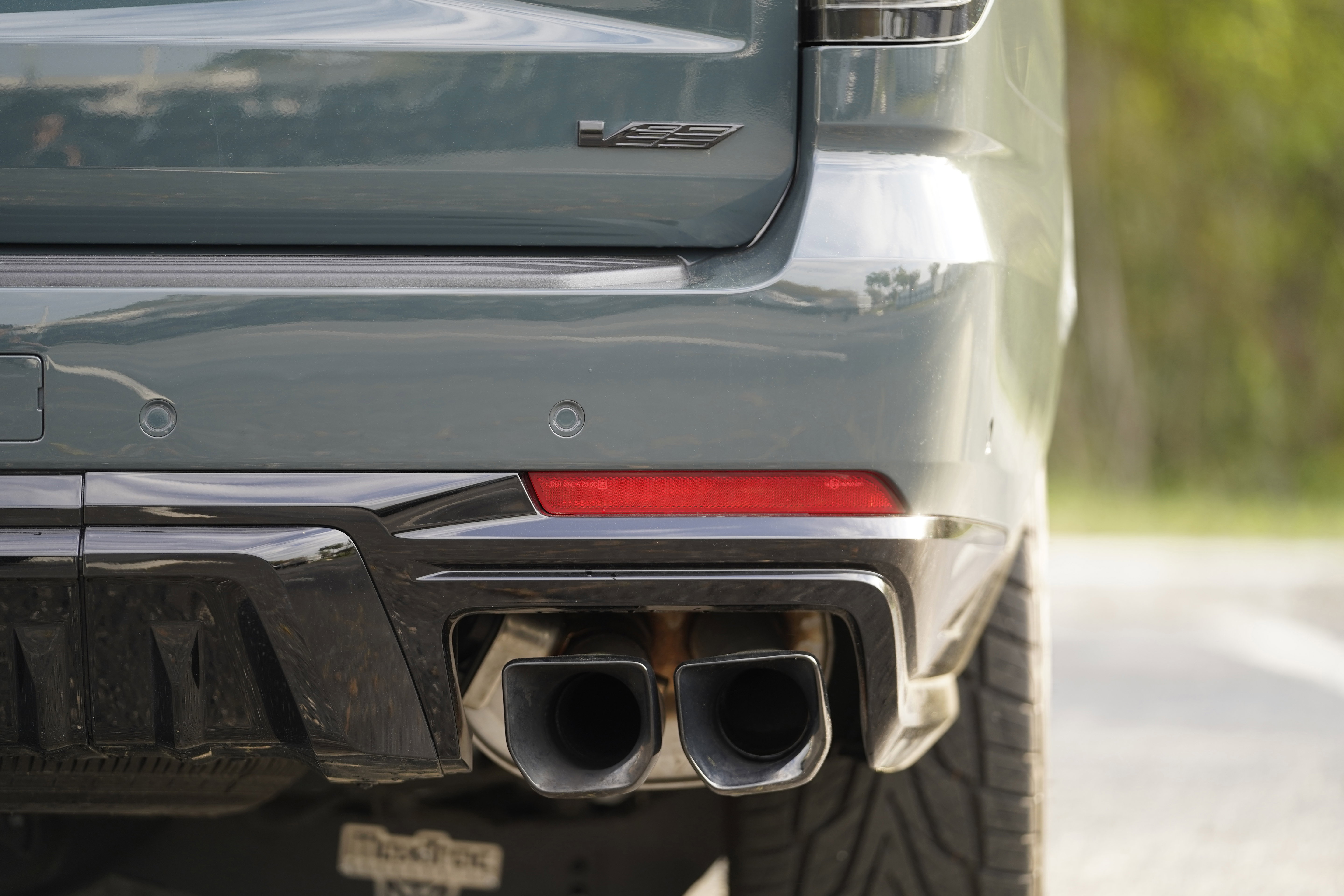 Used 2025 Cadillac Escalade V w/ LPO, Floor Liner Package image 54