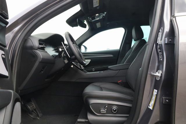 New 2024 Maserati Grecale GT image 13