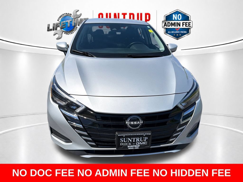Used 2025 Nissan Versa SV FWD image 10