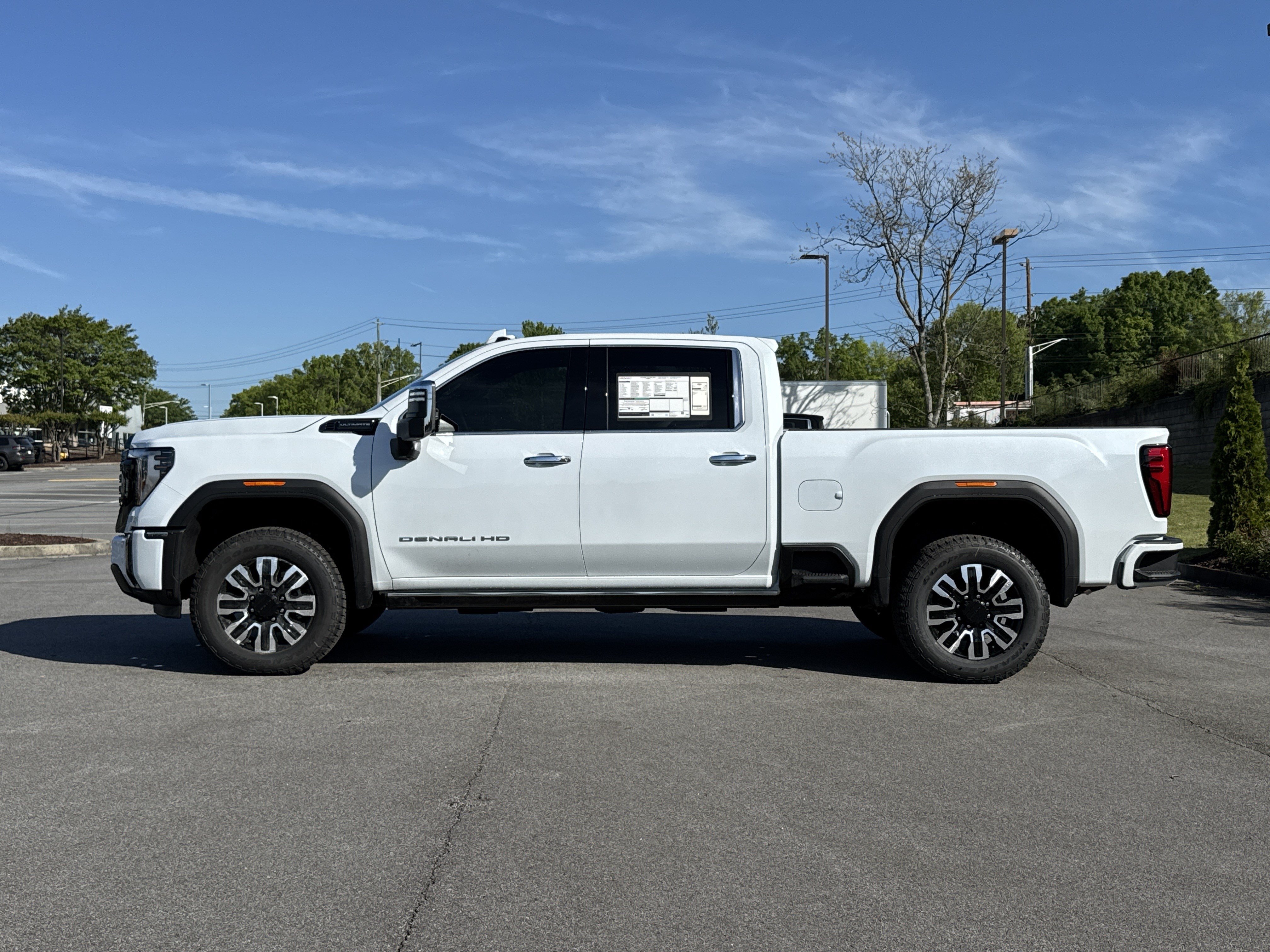 New 2026 GMC Sierra 2500 Denali Ultimate AWD/4WD image 7