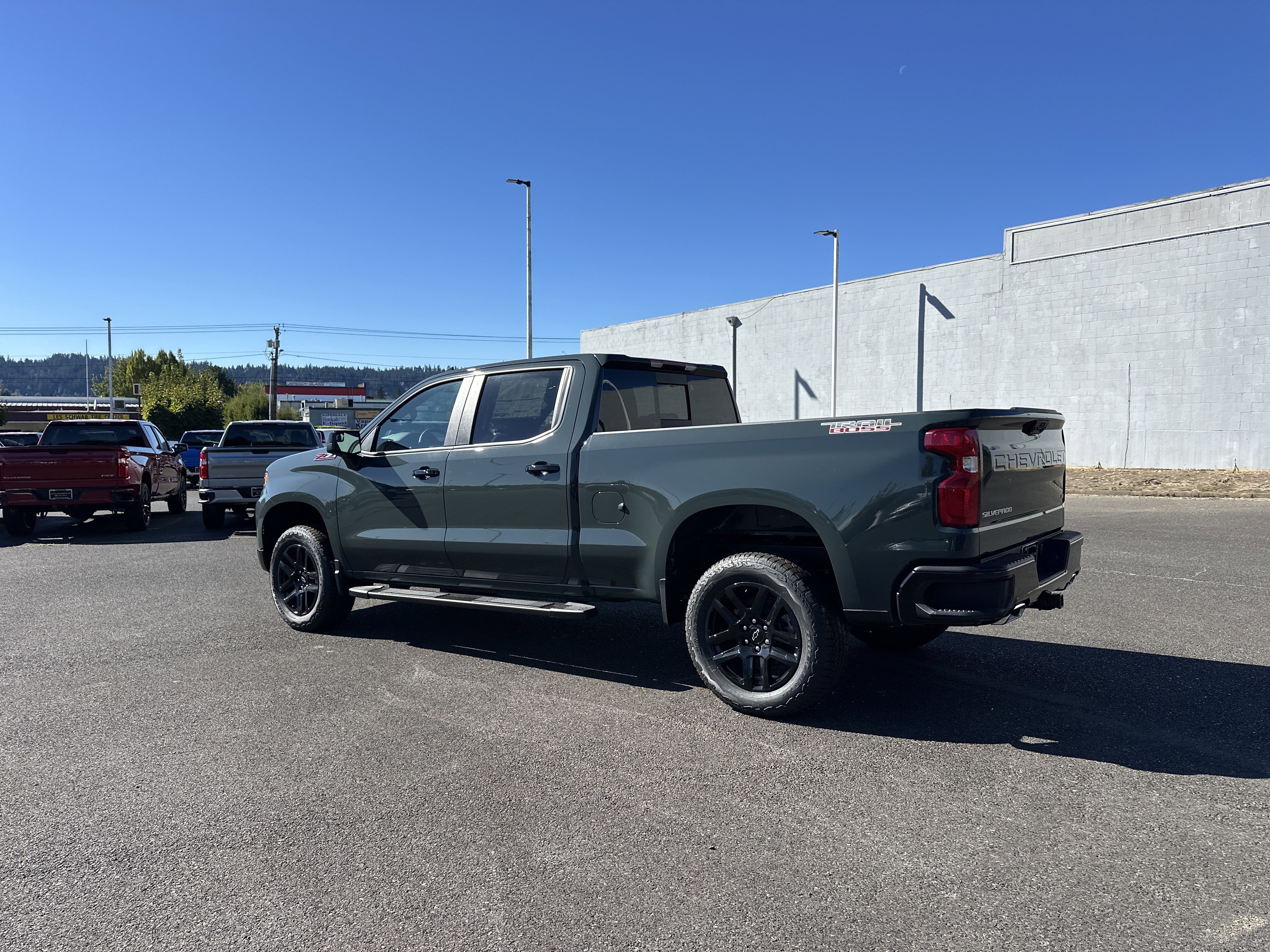 New 2026 Chevrolet Silverado 1500 LT Trail Boss w/ Convenience Package II image 3