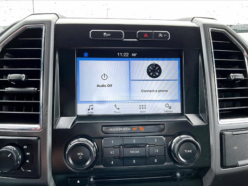 Used 2016 Ford F150 XLT w/ Equipment Group 302A Luxury AWD/4WD image 19