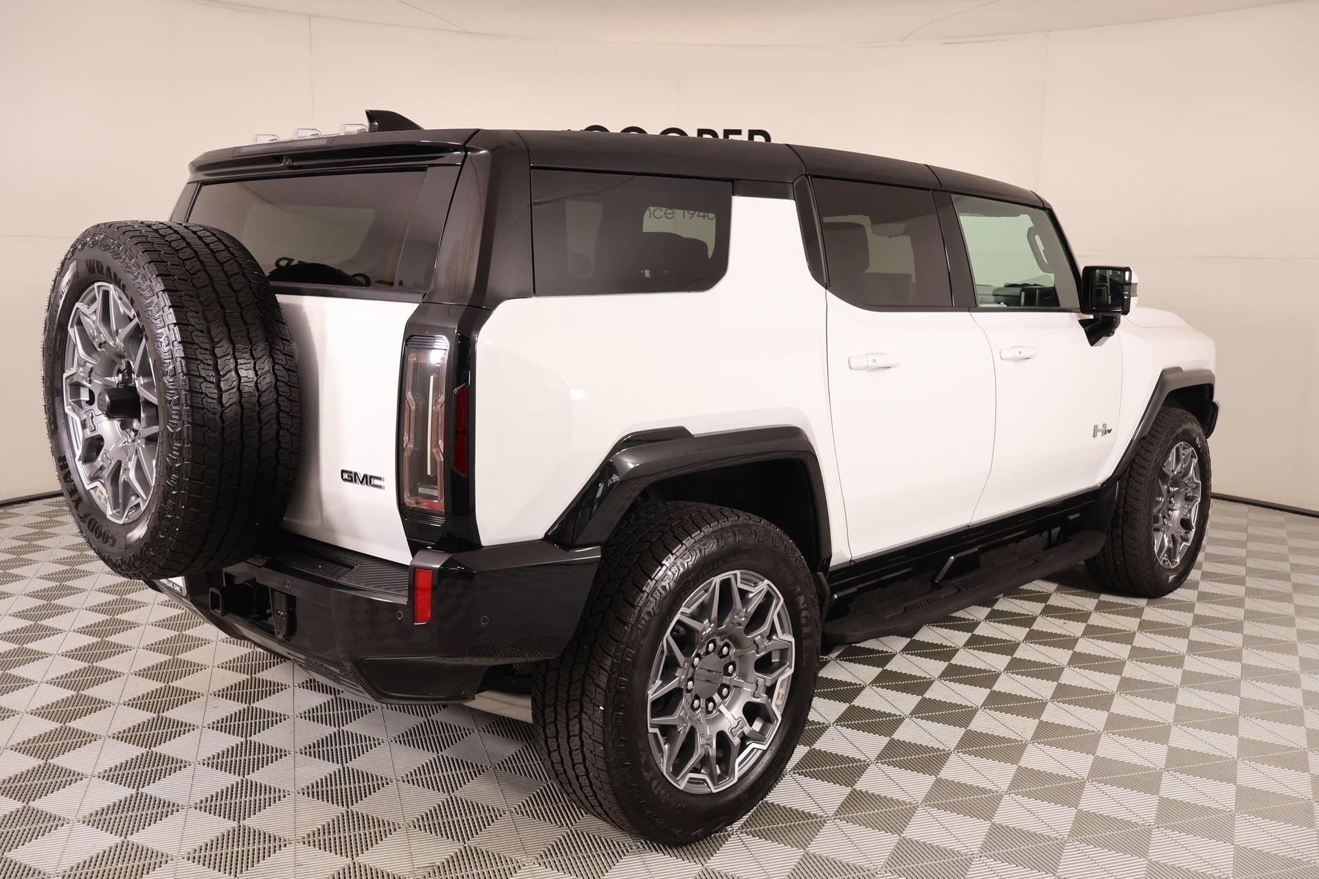 Used 2025 GMC Hummer EV 3X AWD/4WD image 21