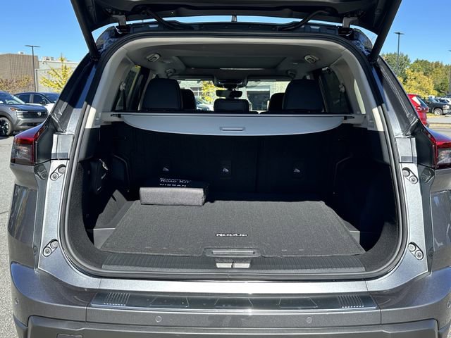 New 2026 Nissan Rogue SV w/ SV Premium Package FWD image 13