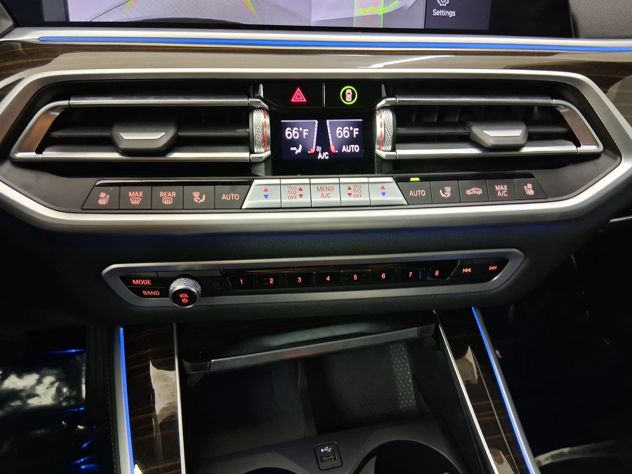 Certified 2023 BMW X5 xDrive45e w/ Luxury Seating Package AWD/4WD image 30