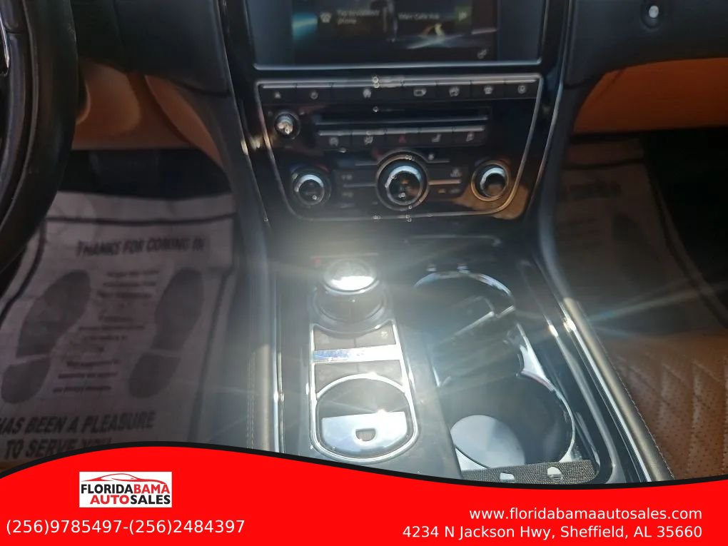 Used 2016 Jaguar XJ L Portfolio AWD/4WD image 18