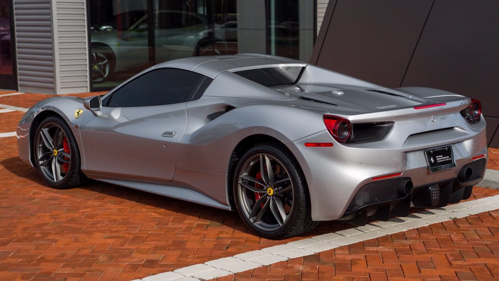 Used 2018 Ferrari 488 Spider RWD image 36