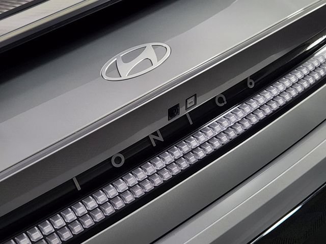 Certified 2024 Hyundai Ioniq 6 SE AWD/4WD image 9