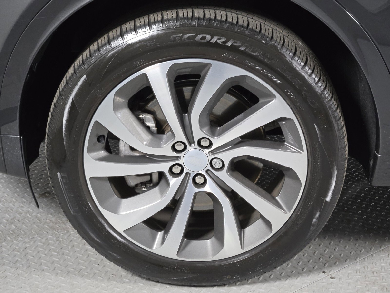 Used 2023 Land Rover Discovery Sport S R-Dynamic image 9