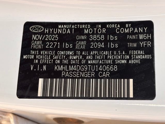 Used 2026 Hyundai Elantra Sport FWD image 34