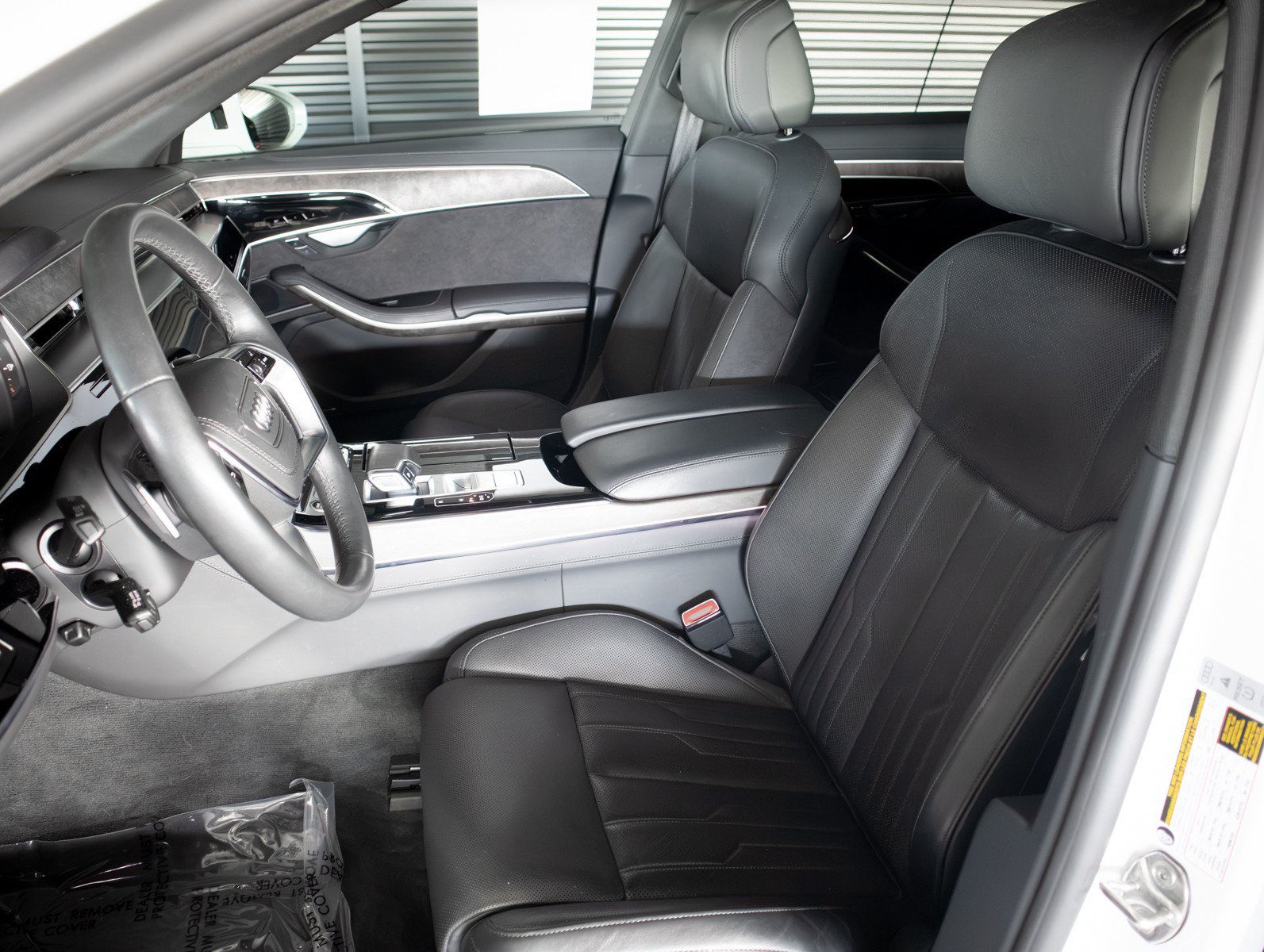 Used 2023 Audi A8 L 3.0T AWD/4WD image 8