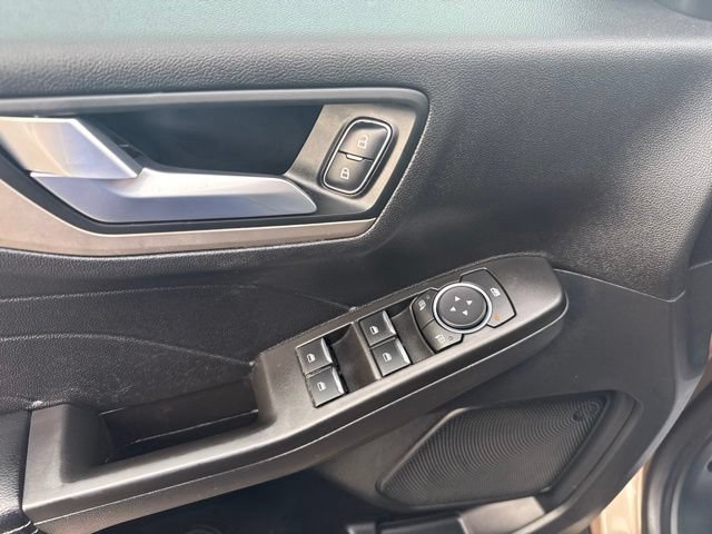Used 2021 Ford Escape SE AWD/4WD image 17