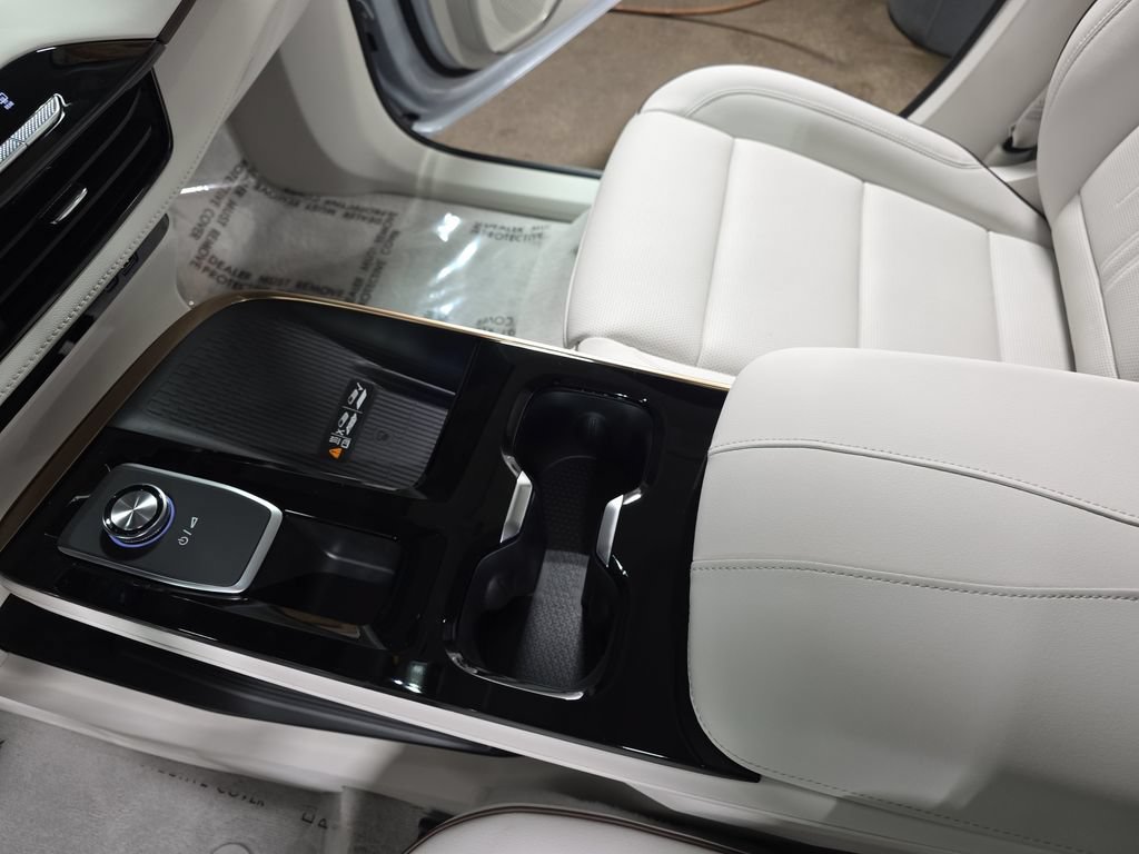New 2026 Buick Enclave Avenir w/ Super Cruise Package AWD/4WD image 24