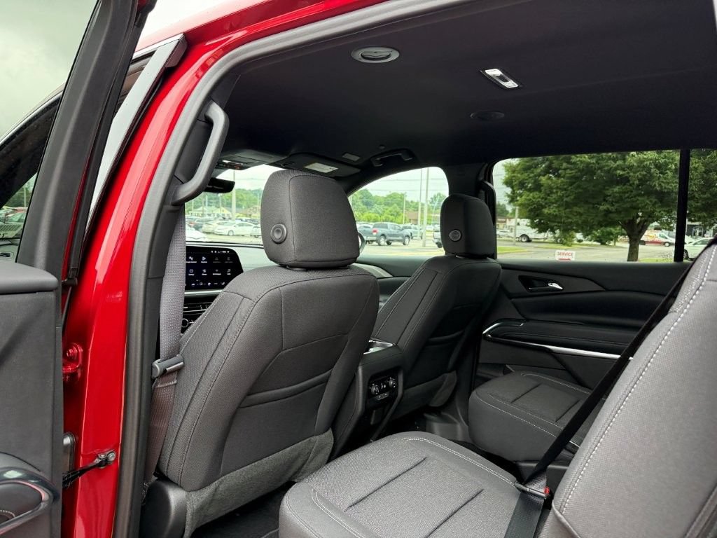 New 2026 Chevrolet Traverse LT w/ Driver Confidence Package FWD image 13