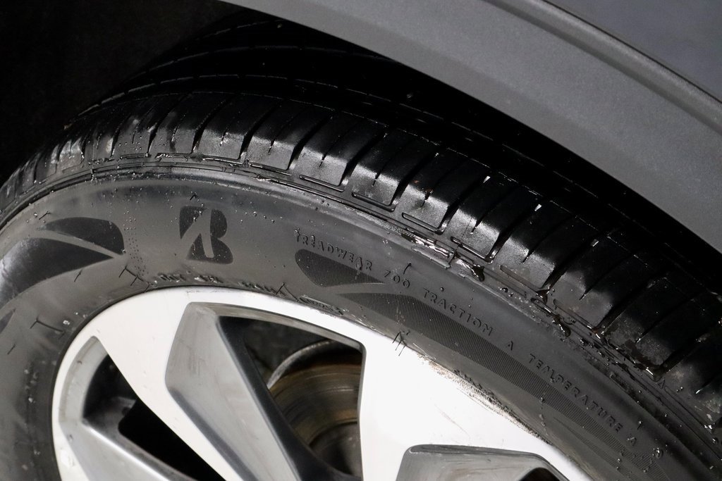 Certified 2024 Ford Escape Platinum image 21