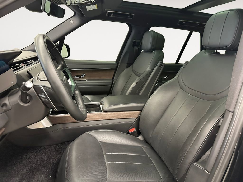 Used 2023 Land Rover Range Rover SE AWD/4WD image 6