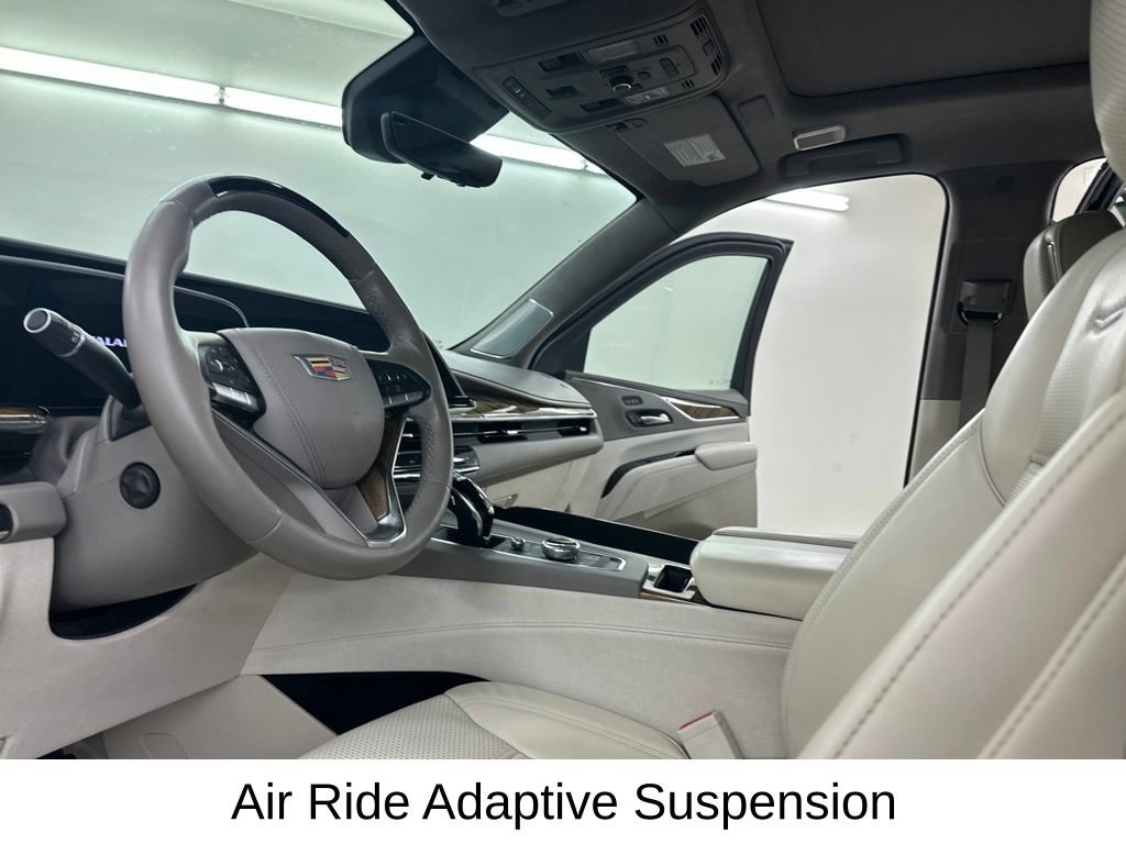 Used 2023 Cadillac Escalade Sport Platinum AWD/4WD image 36