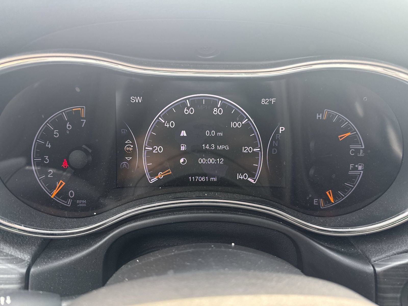 Used 2019 Jeep Grand Cherokee Limited w/ Luxury Group II AWD/4WD image 16