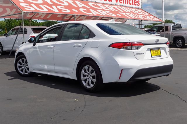 Used 2024 Toyota Corolla LE FWD image 10
