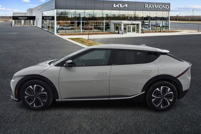 Certified 2024 Kia EV6 Light image 6