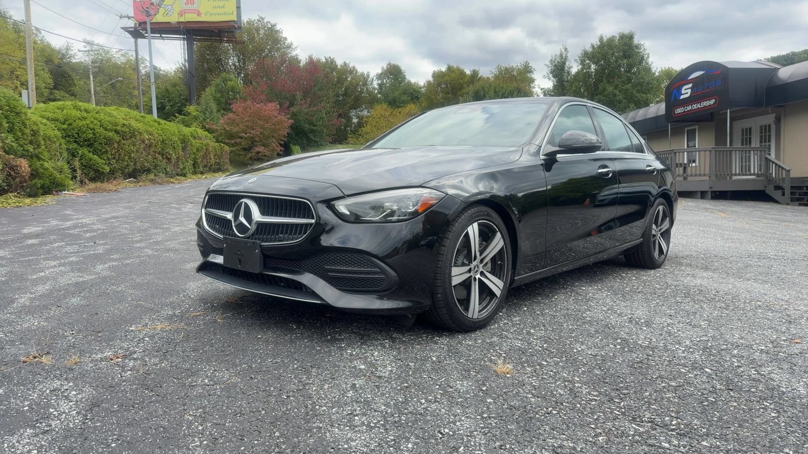 Used 2022 Mercedes-Benz C 300 4MATIC Sedan image 1