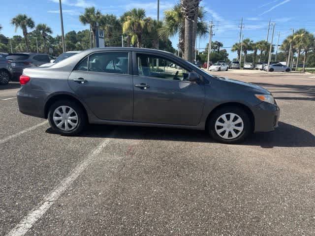 Used 2011 Toyota Corolla LE FWD image 19