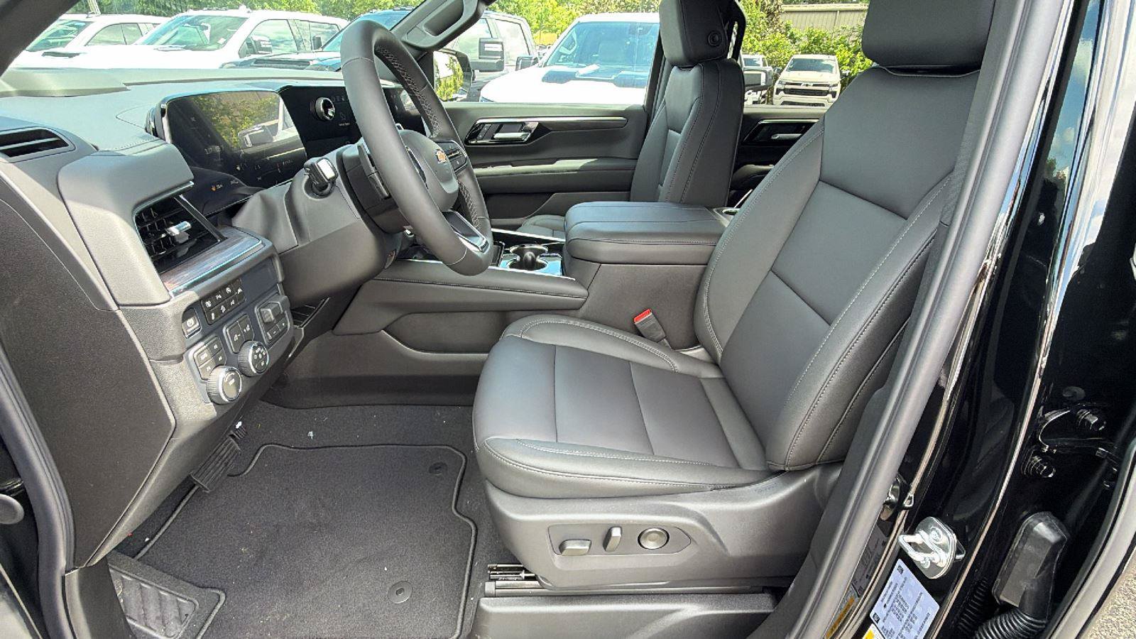 New 2026 Chevrolet Tahoe LT w/ Comfort Package AWD/4WD image 13