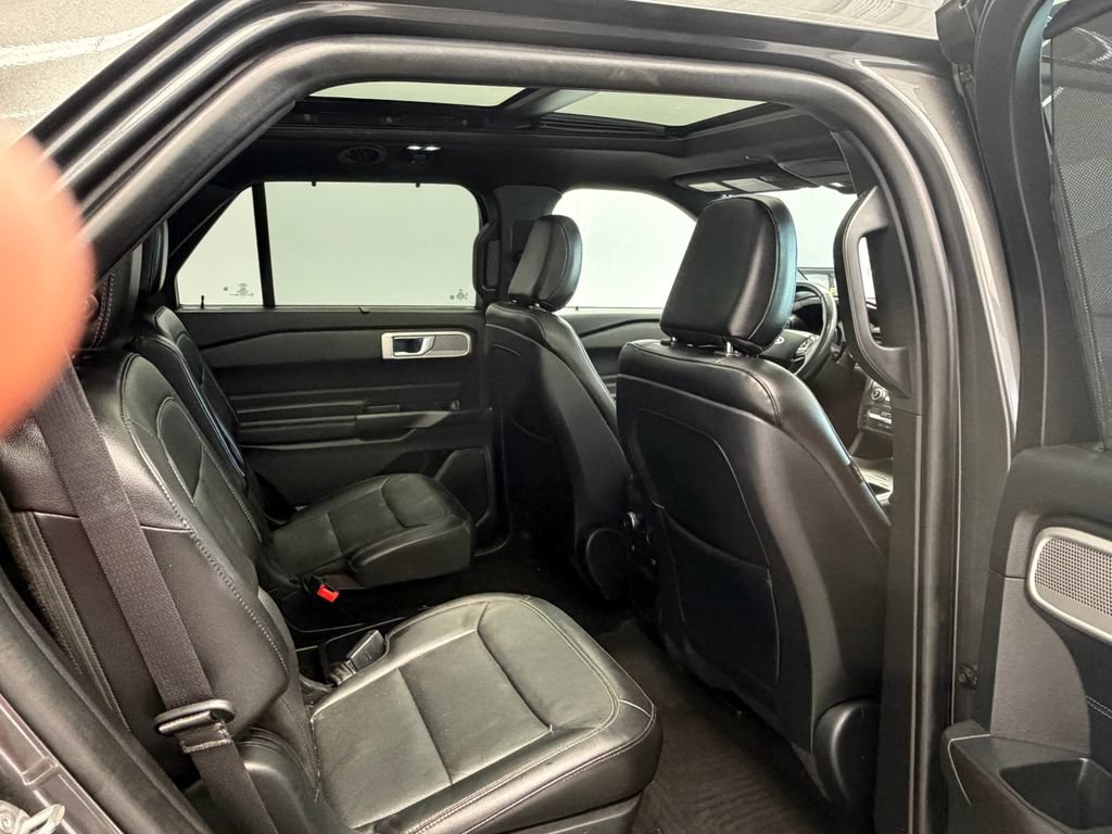 Used 2020 Ford Explorer Limited w/ Class III Trailer Tow Package AWD/4WD image 21