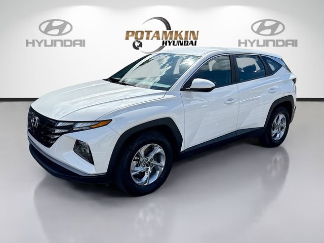 Certified 2024 Hyundai Tucson SE image 1