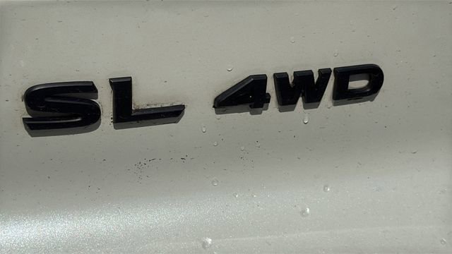 Used 2023 Nissan Pathfinder SL AWD/4WD image 17