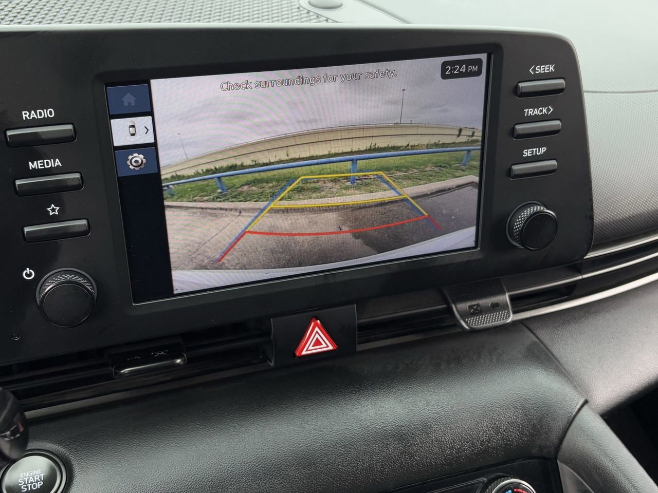 Used 2025 Hyundai Elantra Sport FWD image 21