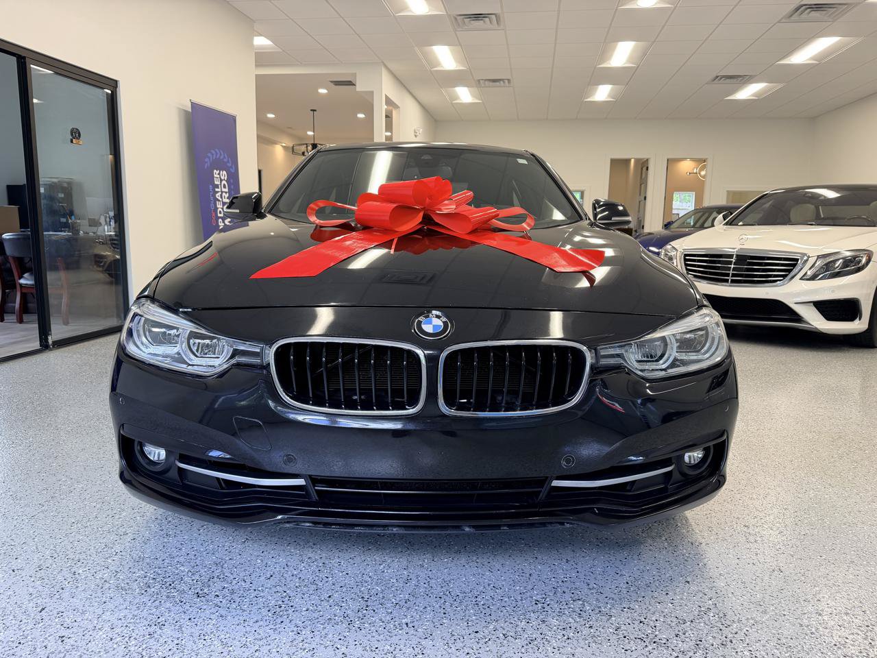 Used 2018 BMW 330i Sedan RWD image 12