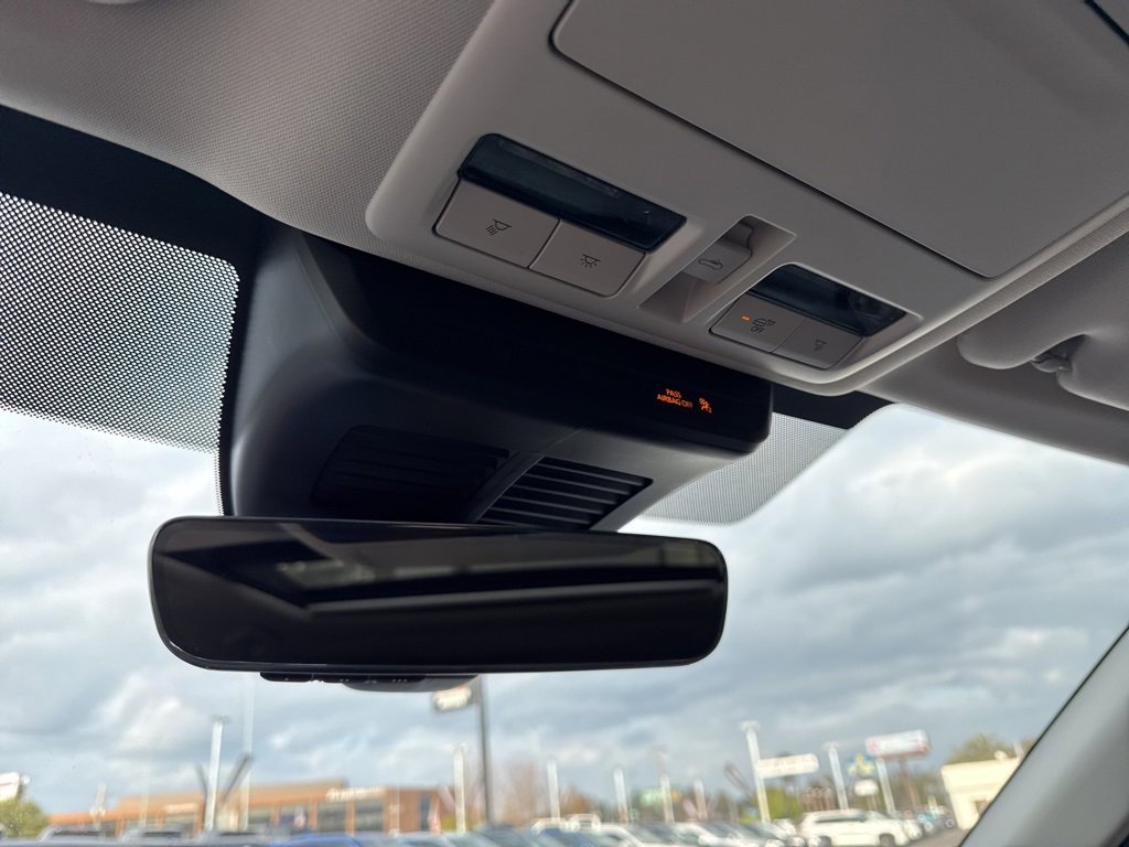 Used 2025 MAZDA CX-70 Plug-In Hybrid w/ Premium Pkg image 32