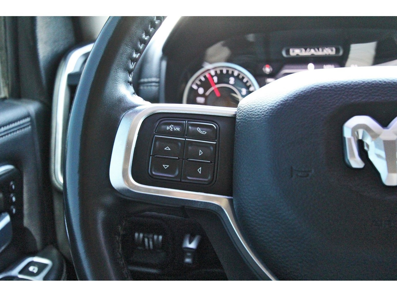 Used 2020 RAM 2500 Laramie AWD/4WD image 25