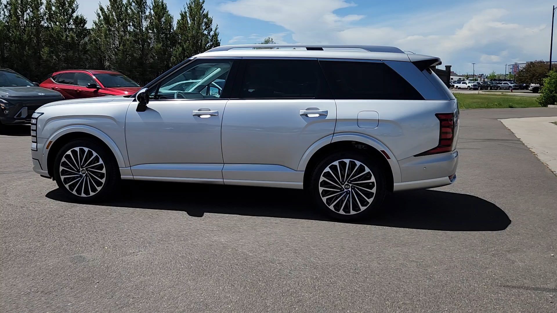 Certified 2026 Hyundai Palisade Calligraphy AWD/4WD image 2