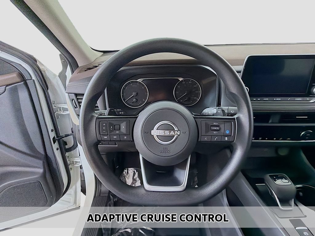 Used 2023 Nissan Rogue SV AWD/4WD image 3