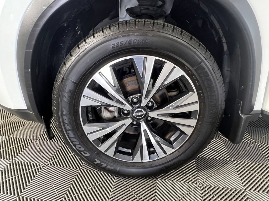 Used 2023 Nissan Rogue SV AWD/4WD image 32