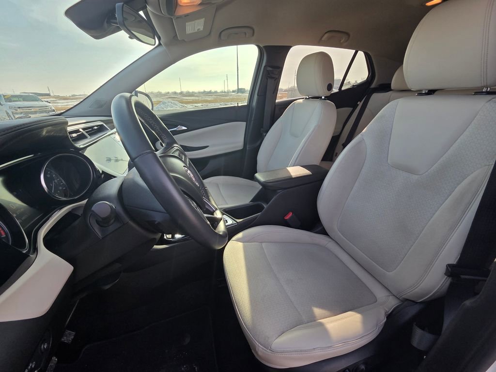 Used 2023 Buick Encore GX Select image 14