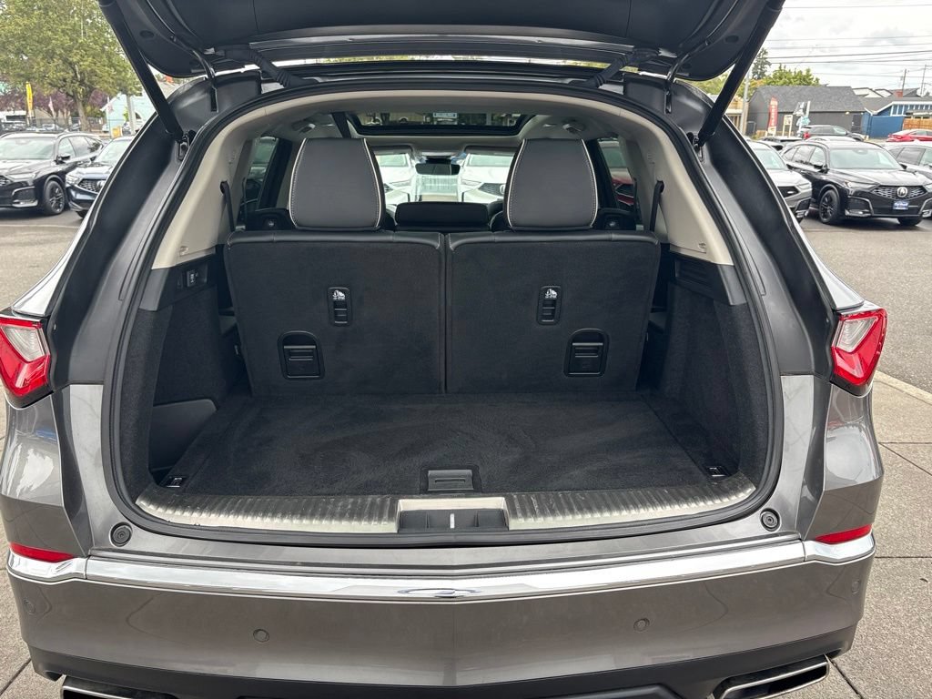 Used 2023 Acura MDX w/ Advance Package AWD/4WD image 31