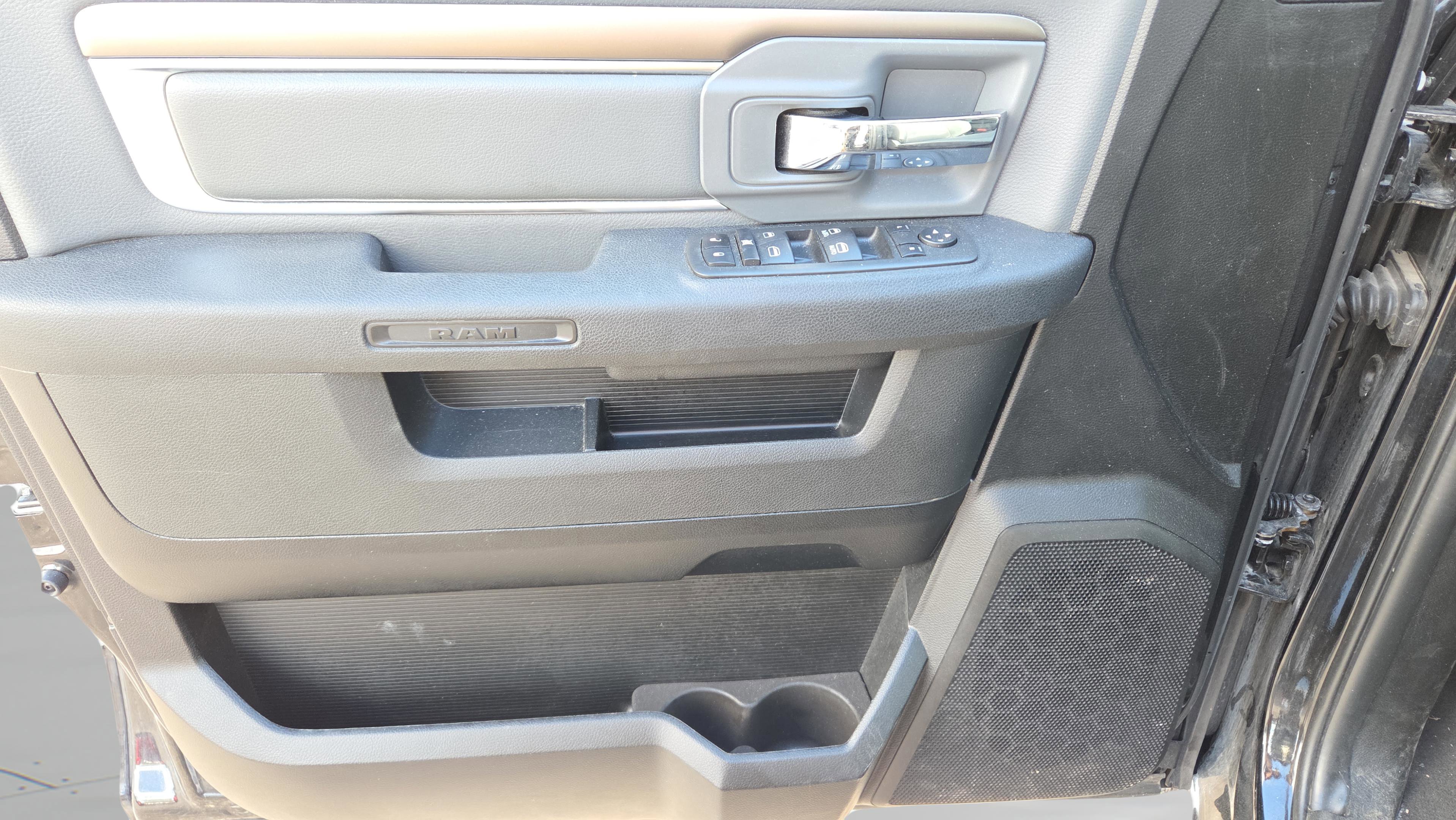 Used 2024 RAM 1500 Classic SLT RWD image 17